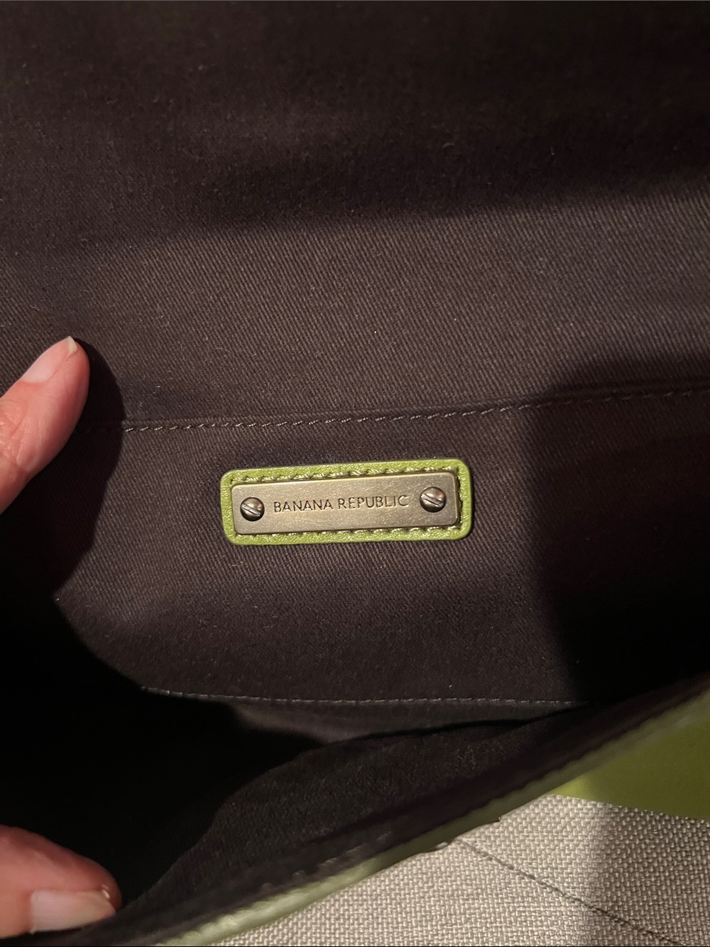 Banana Republic Lime Green Leather Chain Clutch - Picture 3 of 6